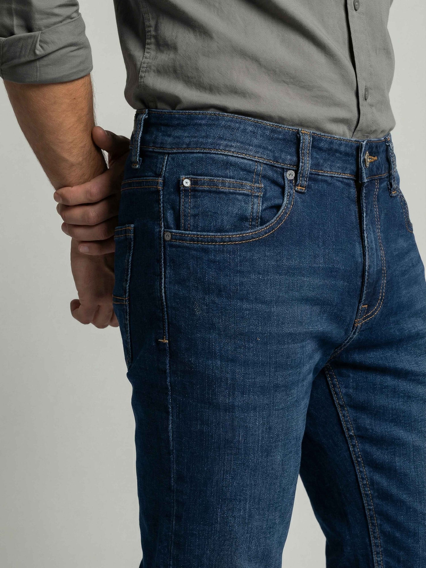 Celio* Men Blue Solid Straight Fit Cotton Jeans