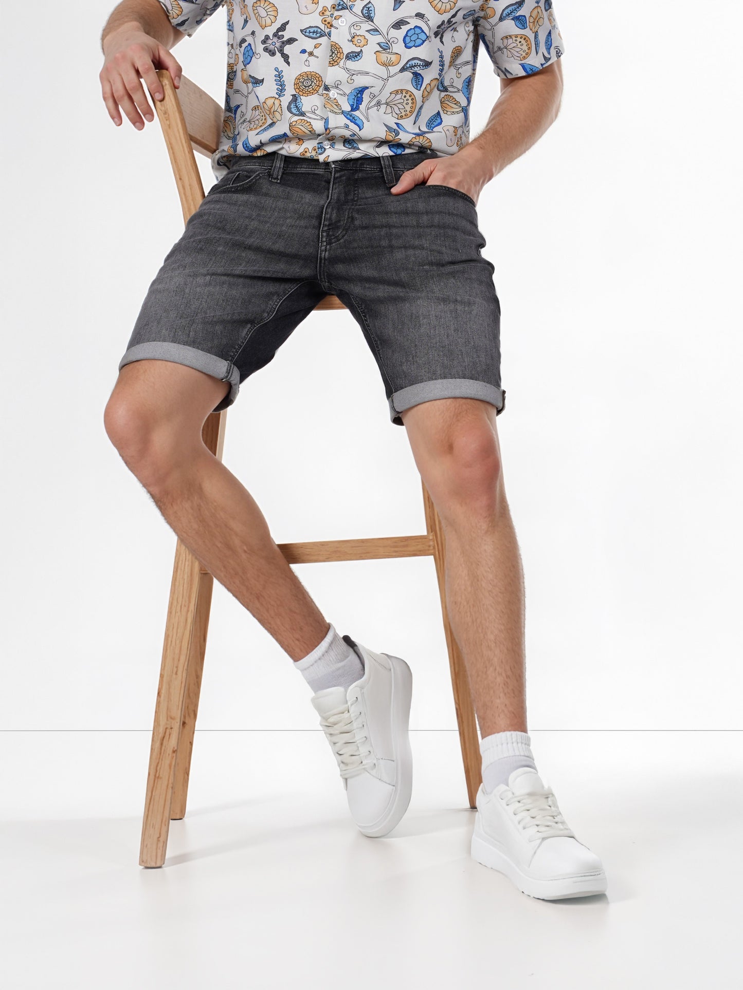 Celio* Cotton-Blend Regular Fit Black Bermuda