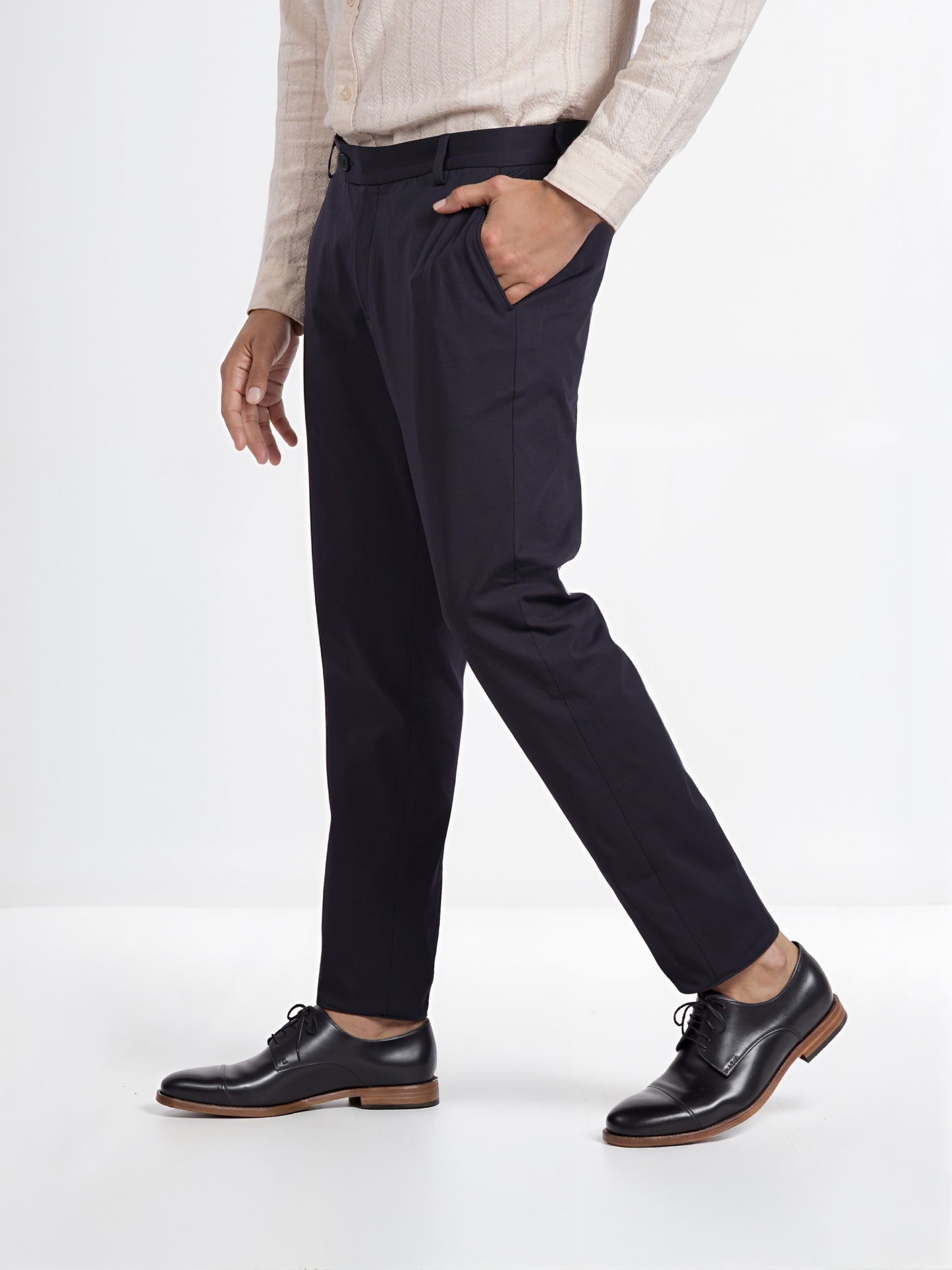 Celio* Men Grey Solid Slim Fit Cotton Knit Trouser