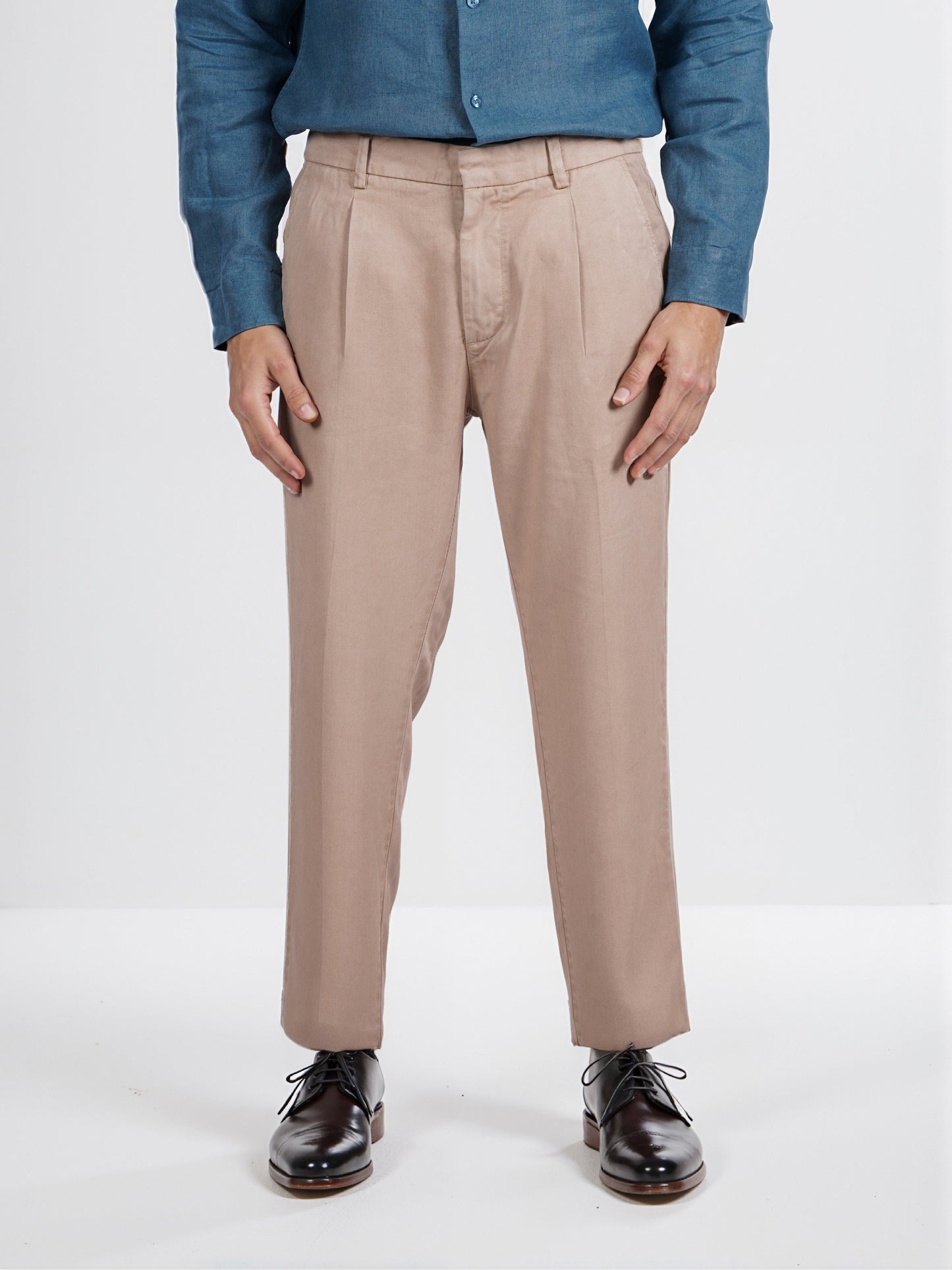 Celio* Men Beige Straight Fit Viscose Rayon Tencel Trouser