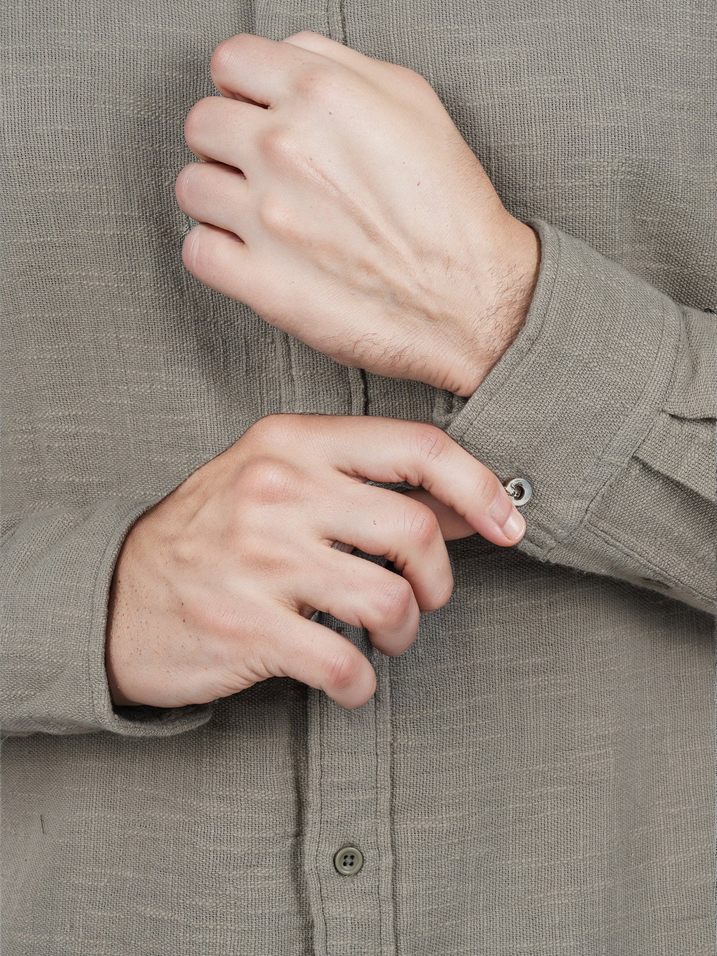 Celio* Solid Regular Fit Cotton Olive Shirts