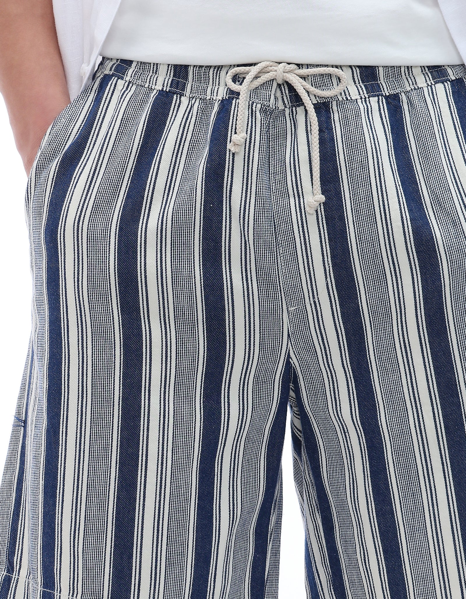 Bermuda Fit 100% Cotton Striped Shorts - Navy Blue