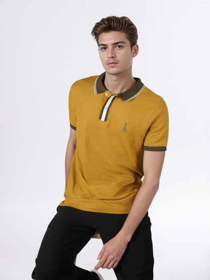 Celio* Men Yellow Solid Regular Fit Cotton T-Shirts