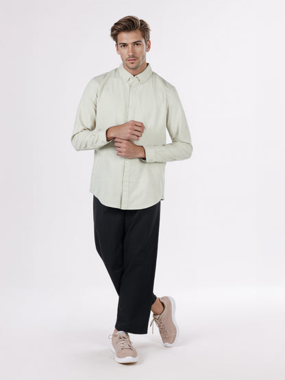 Celio* Men Beige Solid Regular Fit Cotton Shirts