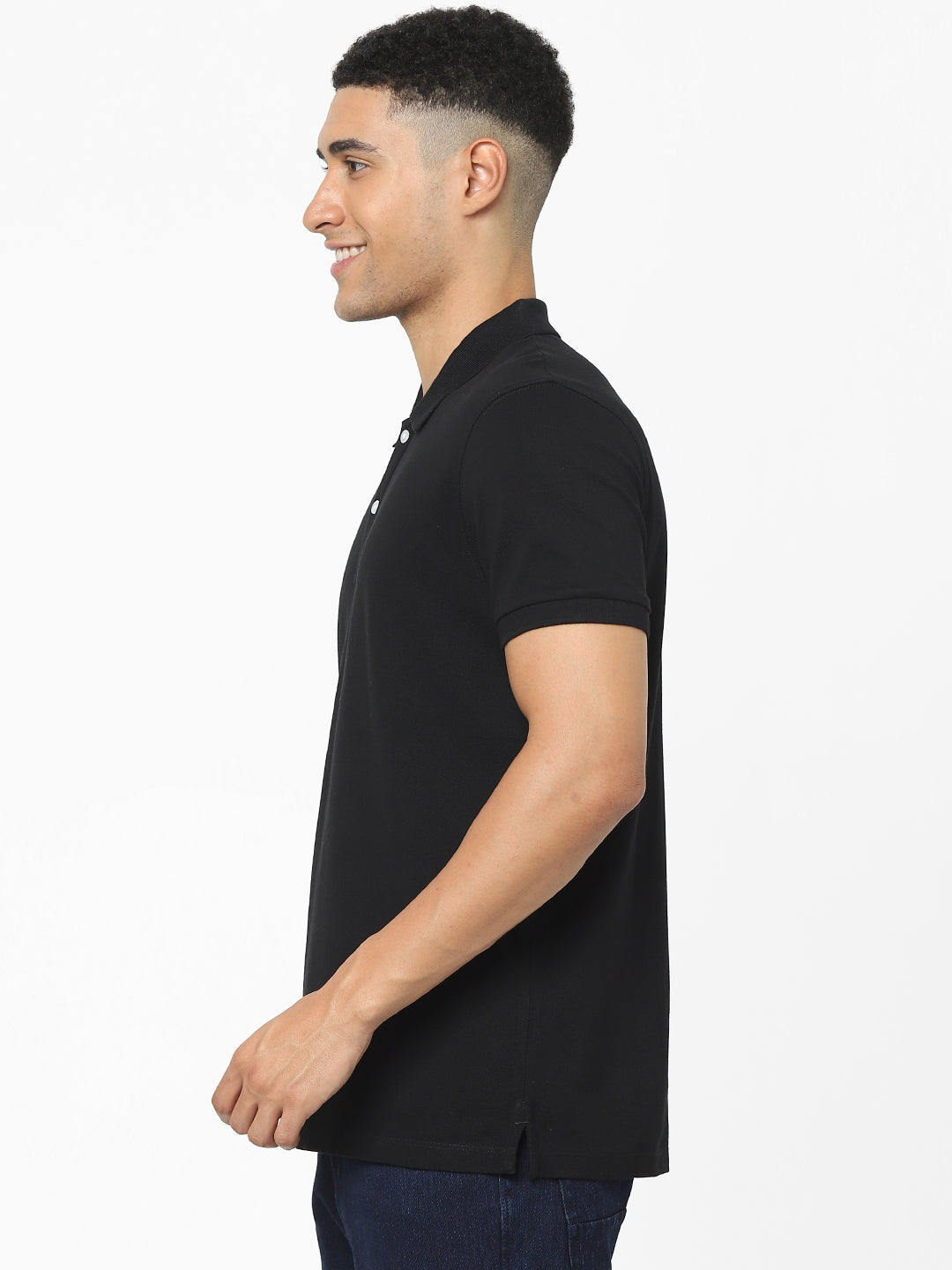 Celio Mens Black Solid Regular Fit Cotton T-Shirts