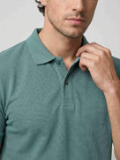 Celio Men Green Solid Regular Fit Cotton T-Shirts
