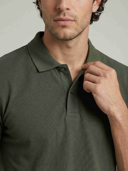 Celio Men Olive Solid Regular Fit Cotton T-Shirts