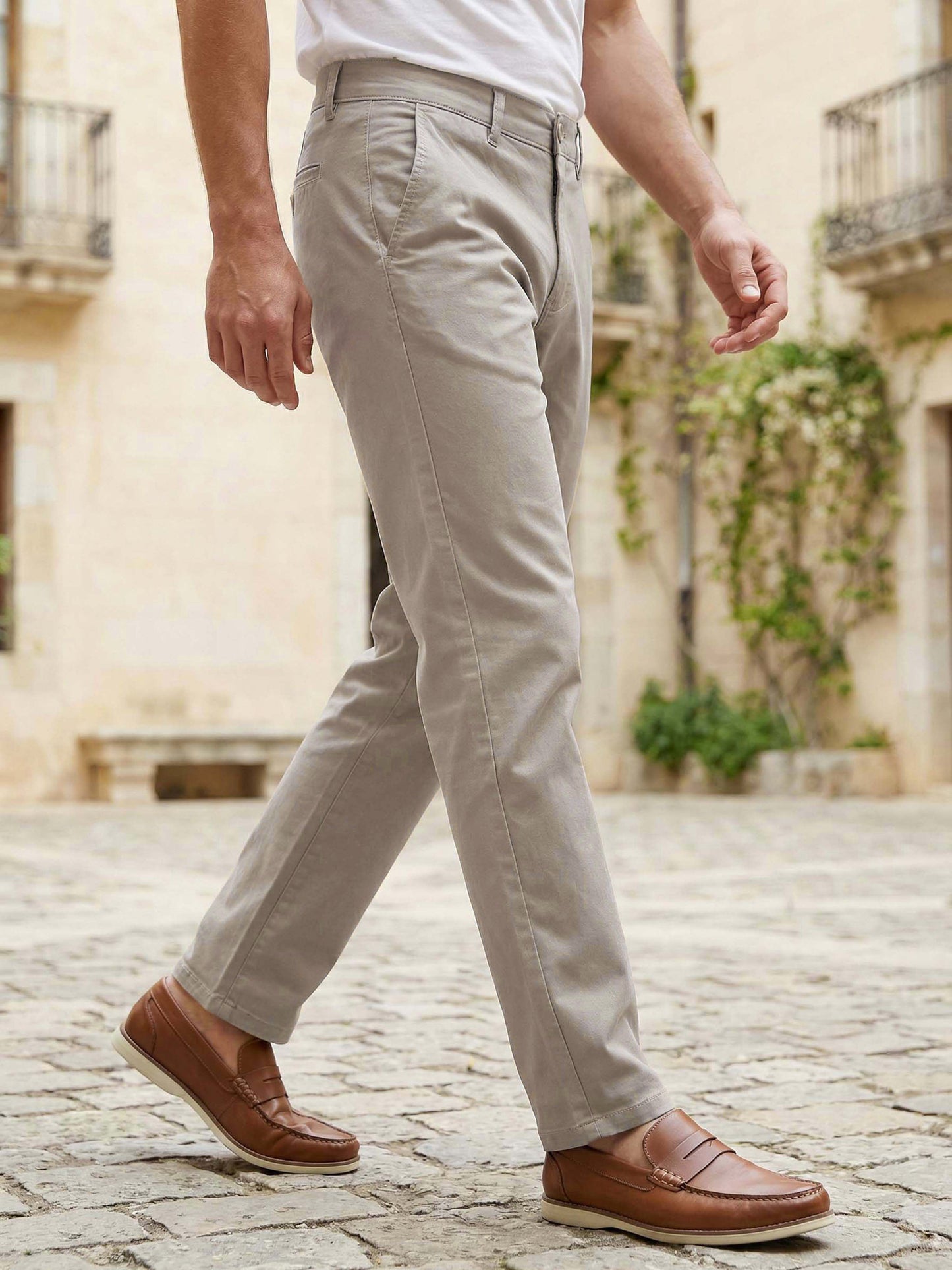 Celio* Men Beige Solid Straight Fit Cotton Trousers