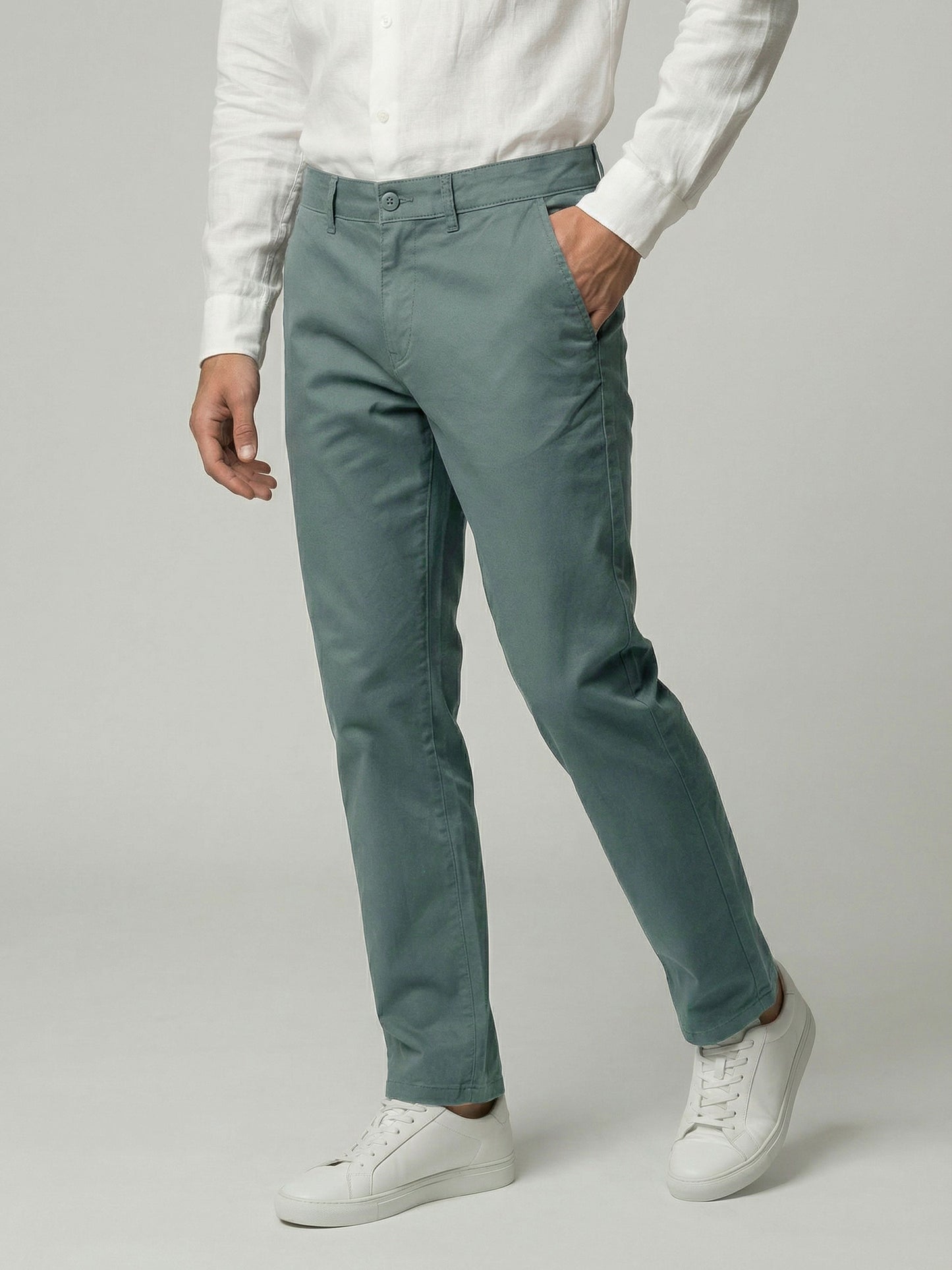 Celio* Men Green Solid Straight Fit Cotton Trousers