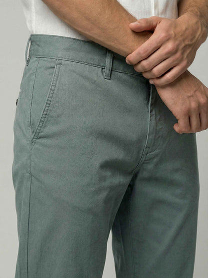Celio* Men Green Solid Straight Fit Cotton Trousers