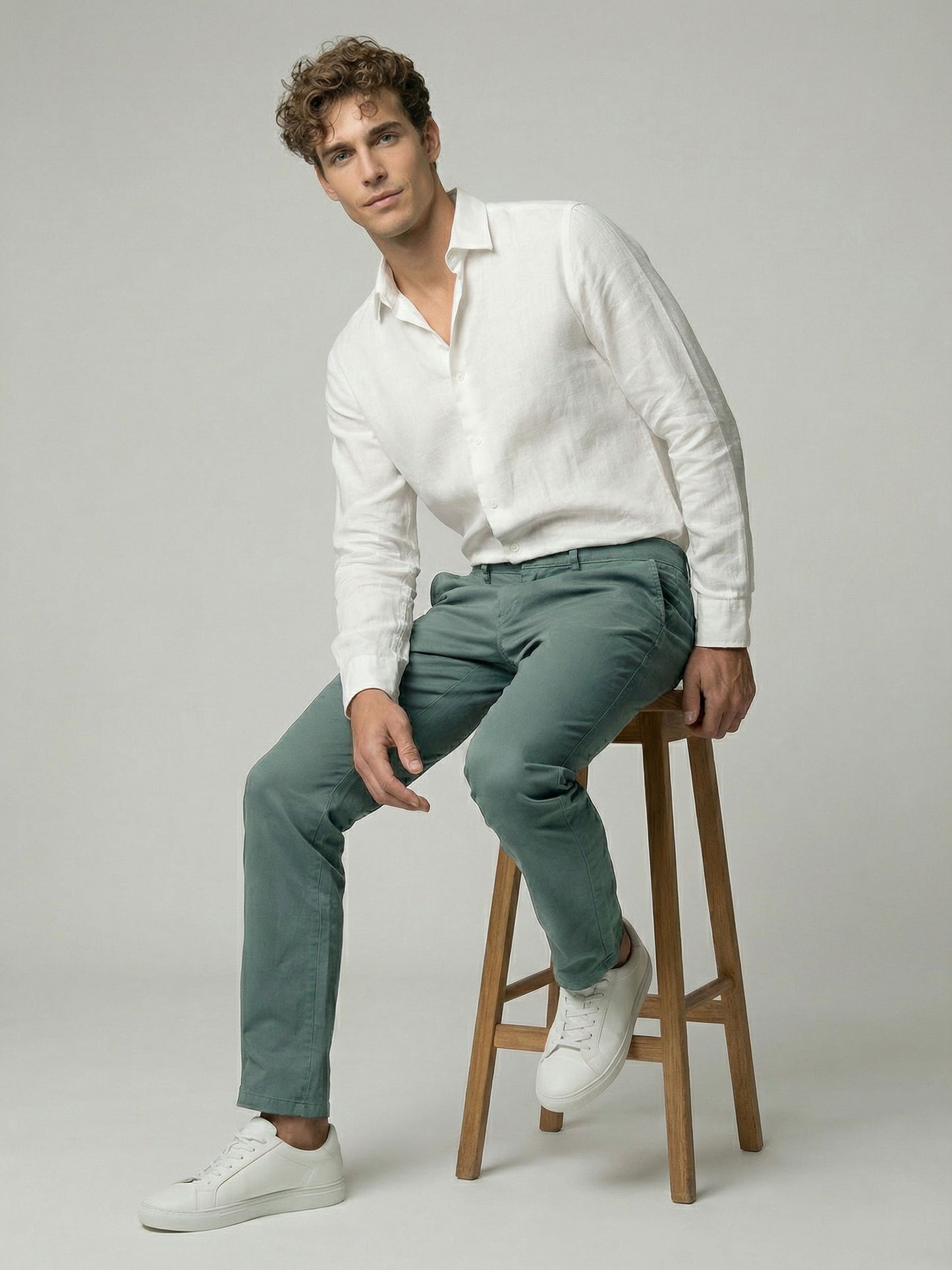 Celio* Men Green Solid Straight Fit Cotton Trousers