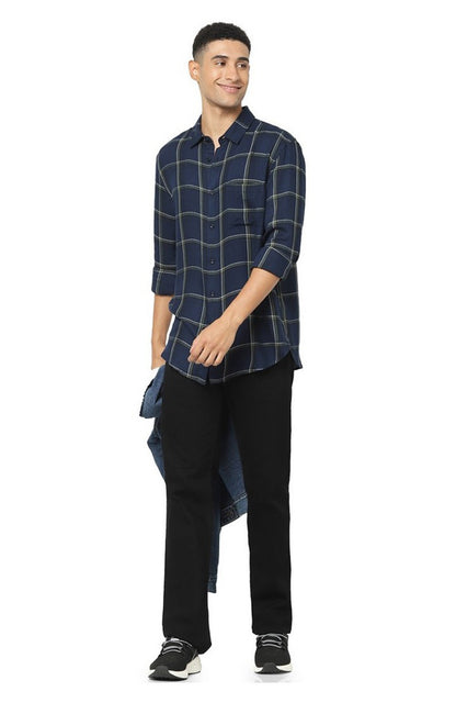 Celio Men Navy Blue Checked Regular Fit Viscose Shirts