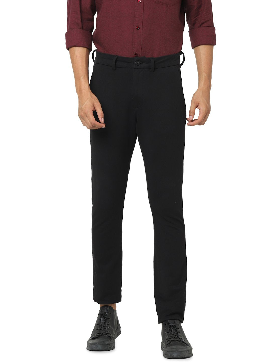 Celio* Men Black Solid Slim Fit Cotton-Blend Trousers