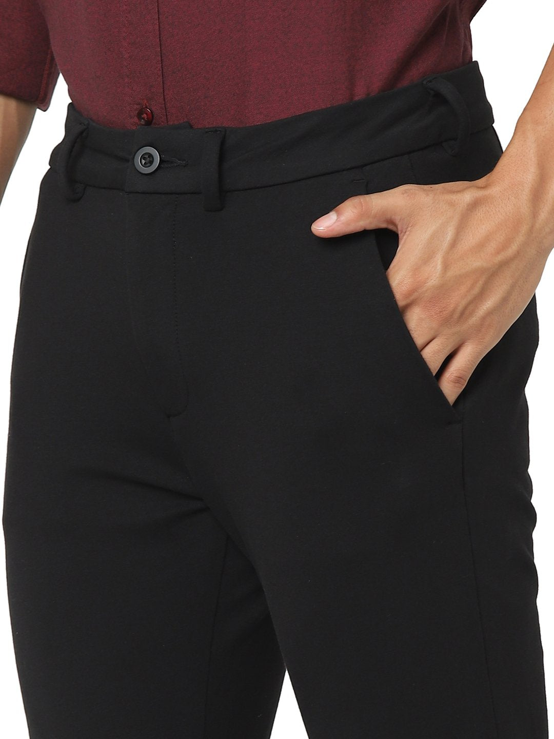 Celio* Men Black Solid Slim Fit Cotton-Blend Trousers
