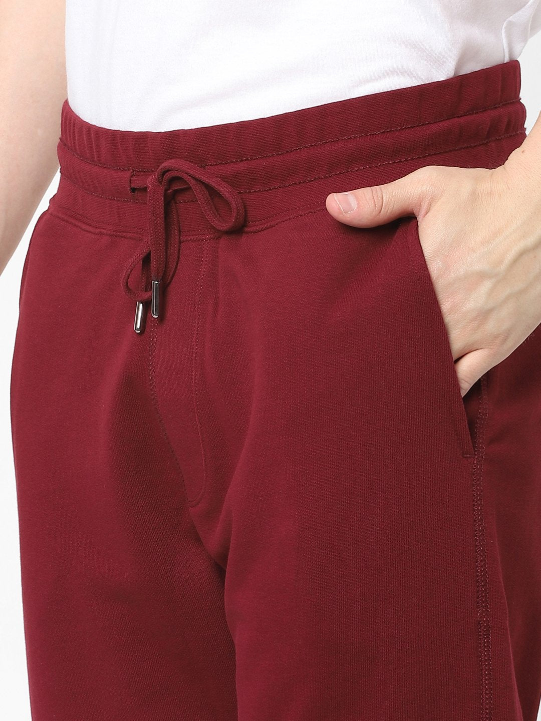 Celio* Men Burgundy Solid Jogger Fit Cotton Trousers