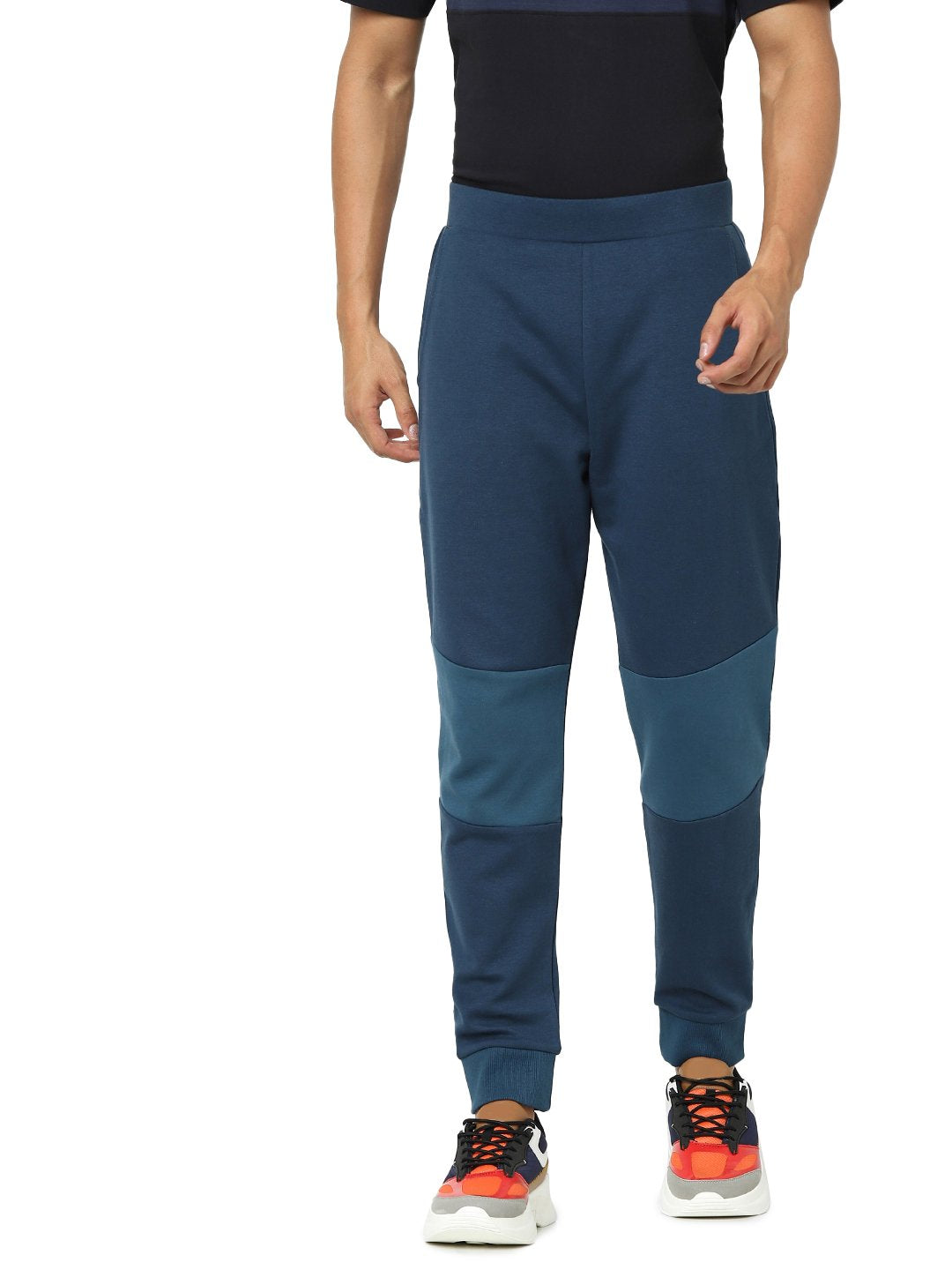 Celio* Men Navy Blue Solid Slim Fit Cotton-Blend Trousers