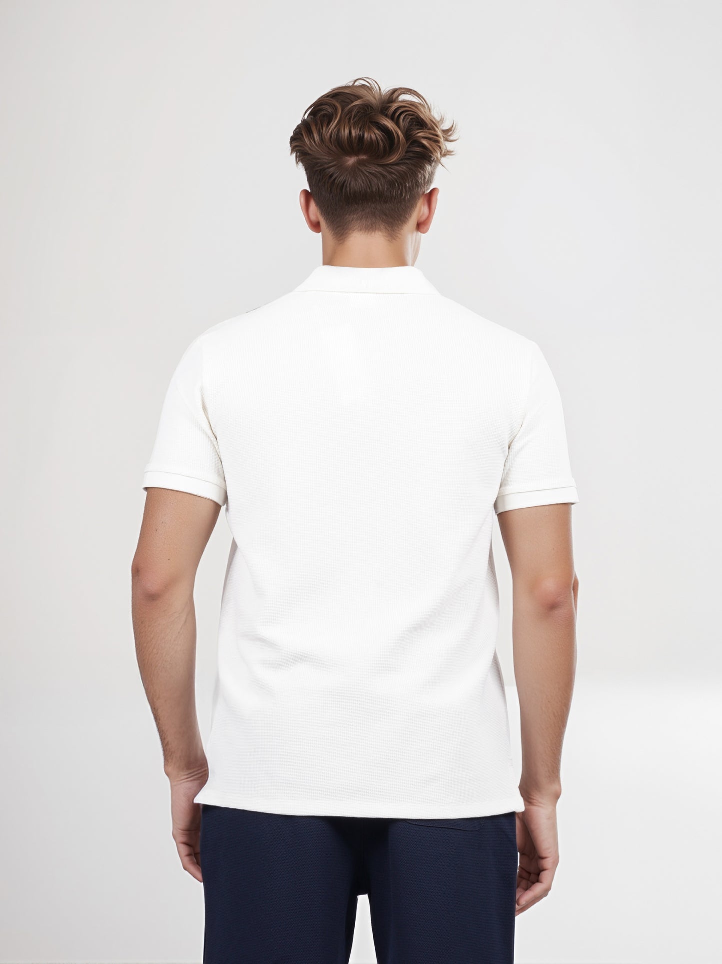 Celio* Men White Solid Regular Fit Cotton T-shirt