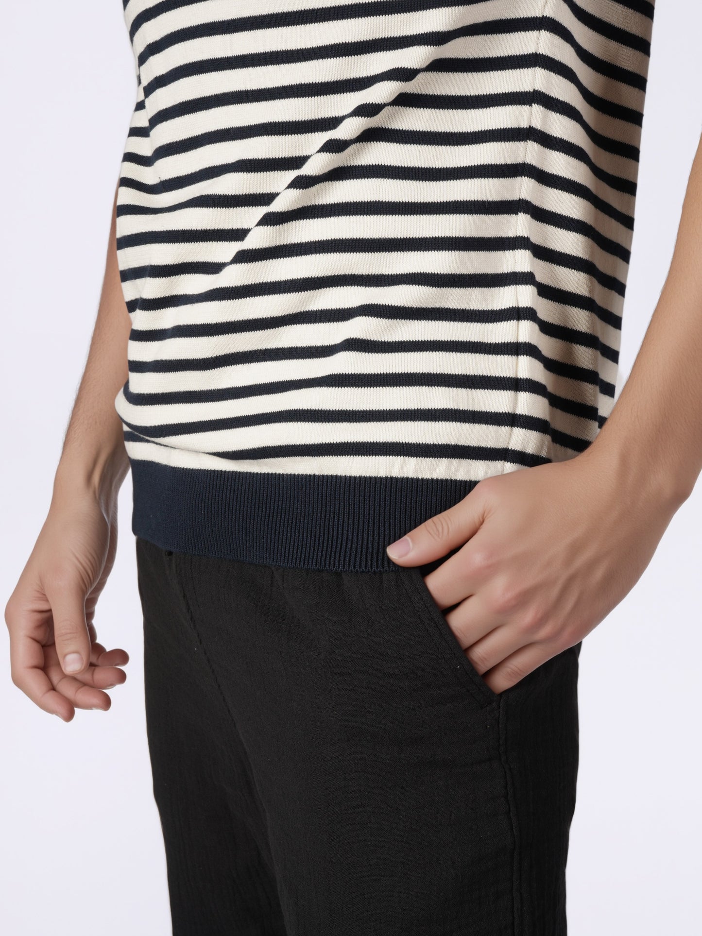 Celio* Men Navy Blue Striped Regular Fit Cotton T-Shirts