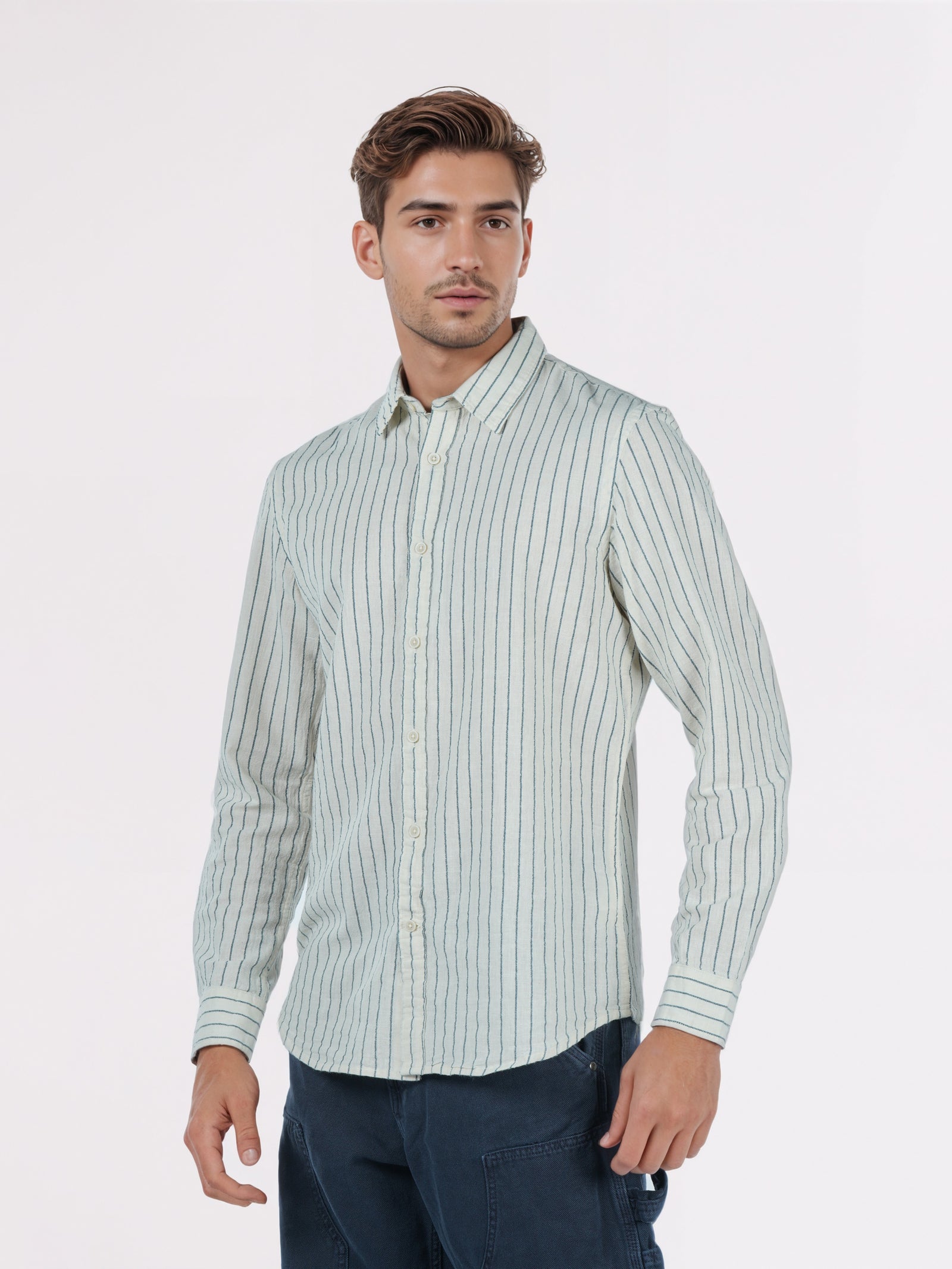 Celio* Regular Fit Striped Men Cotton White Shirts