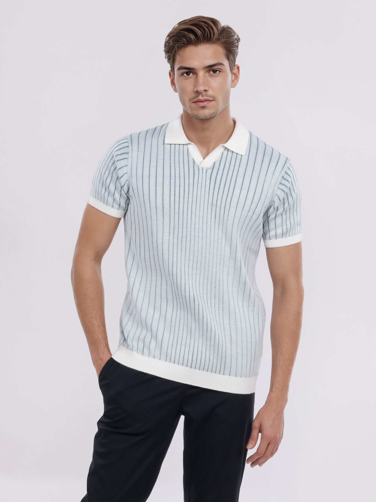 Celio* Men White Striped Regular Fit Cotton T-Shirt