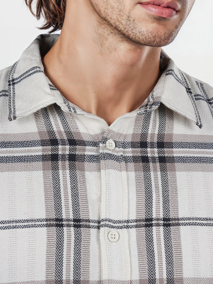 Celio* Checked Regular Fit Poly-Cotton Off White Shirts