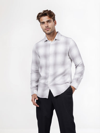 Celio* Men Grey Checked Regular Fit Cotton Shirt