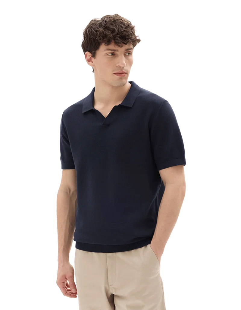 Polos