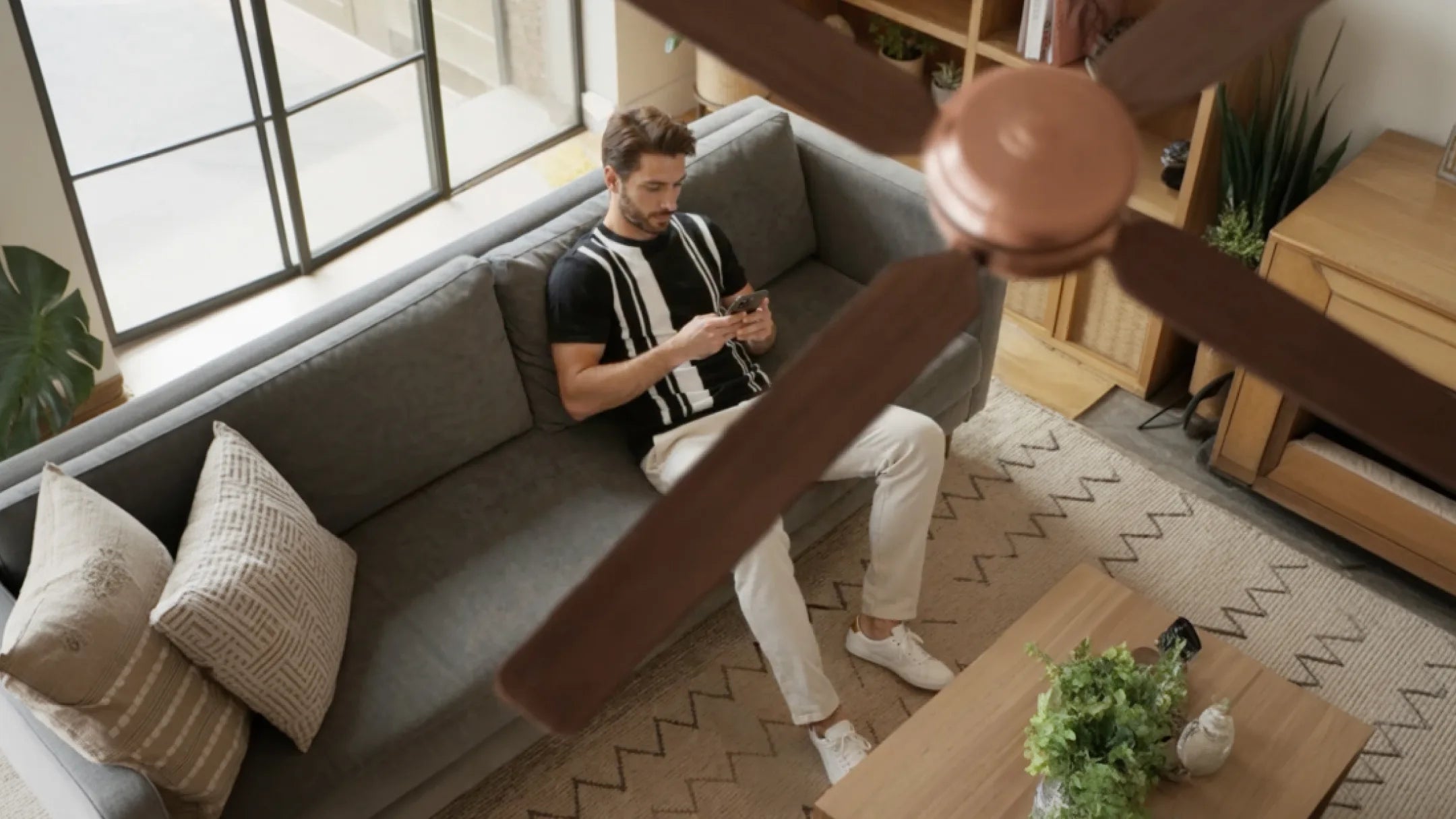 Translation missing: en.block.video.load_video