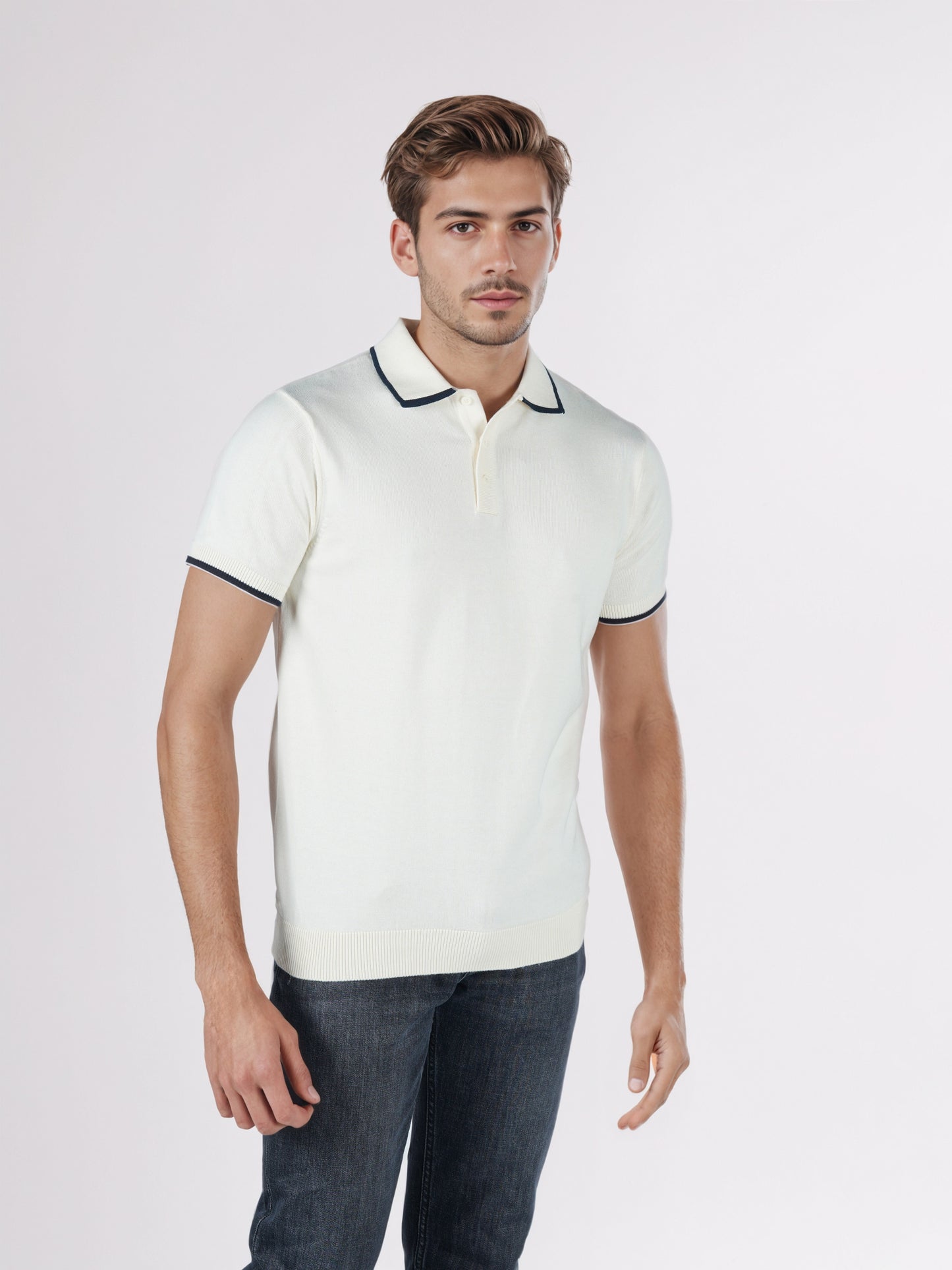 Celio* Men White Solid Regular Fit Cotton T-Shirts