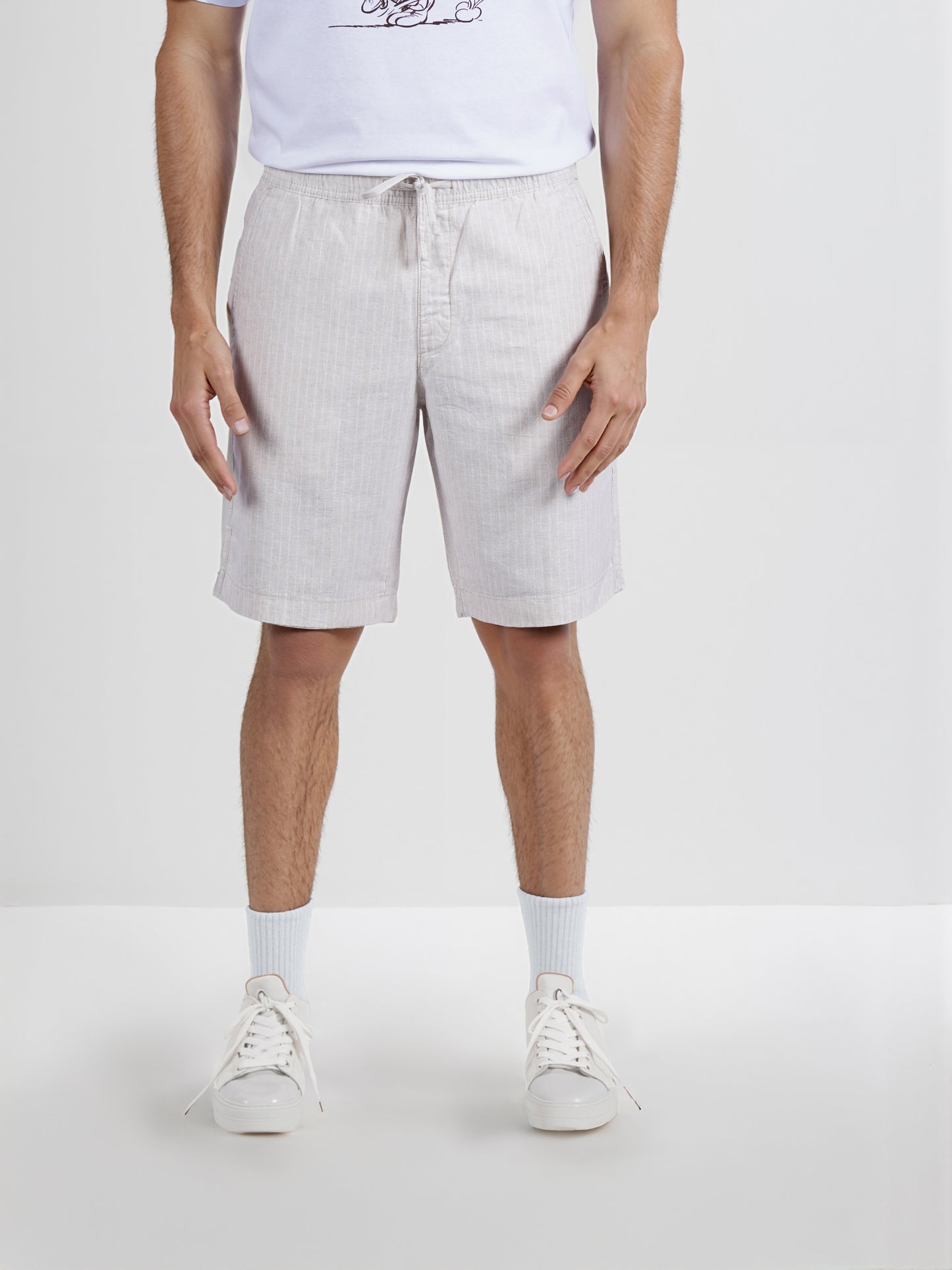 Celio* Men Beige Solid Regular Fit Linen Shorts